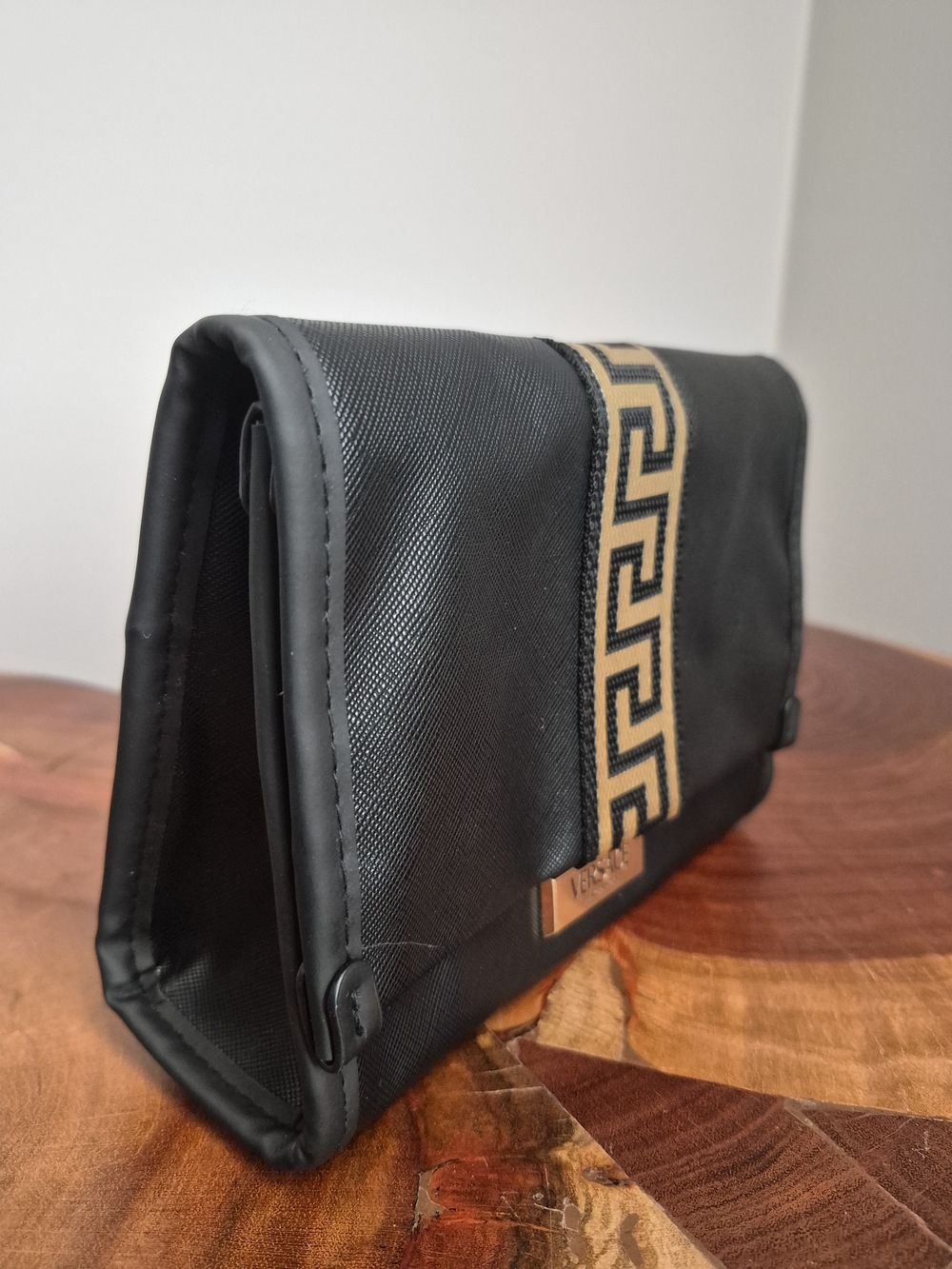 NWOT Versace Fragrances Black and Gold Logo Cosmetic Makeup Travel Bag - Picture 3 of 10